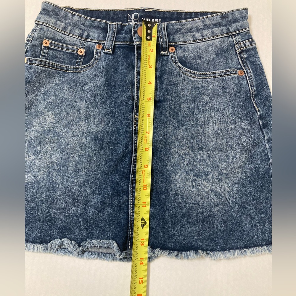 No Boundaries | Women’s Mid Rise Acid Wash Mini Denim Skirt - Picture 6 of 6